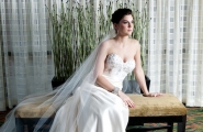 Every Holiday Inn Baltimore-Inner Harbor bride deserves a solo moment to compose her thoughts before the big event.